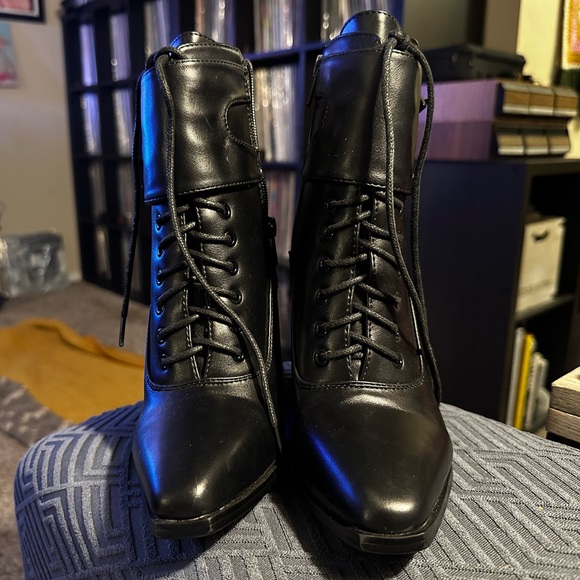 Dollskill witchy black heels size 5 - Picture 2 of 4